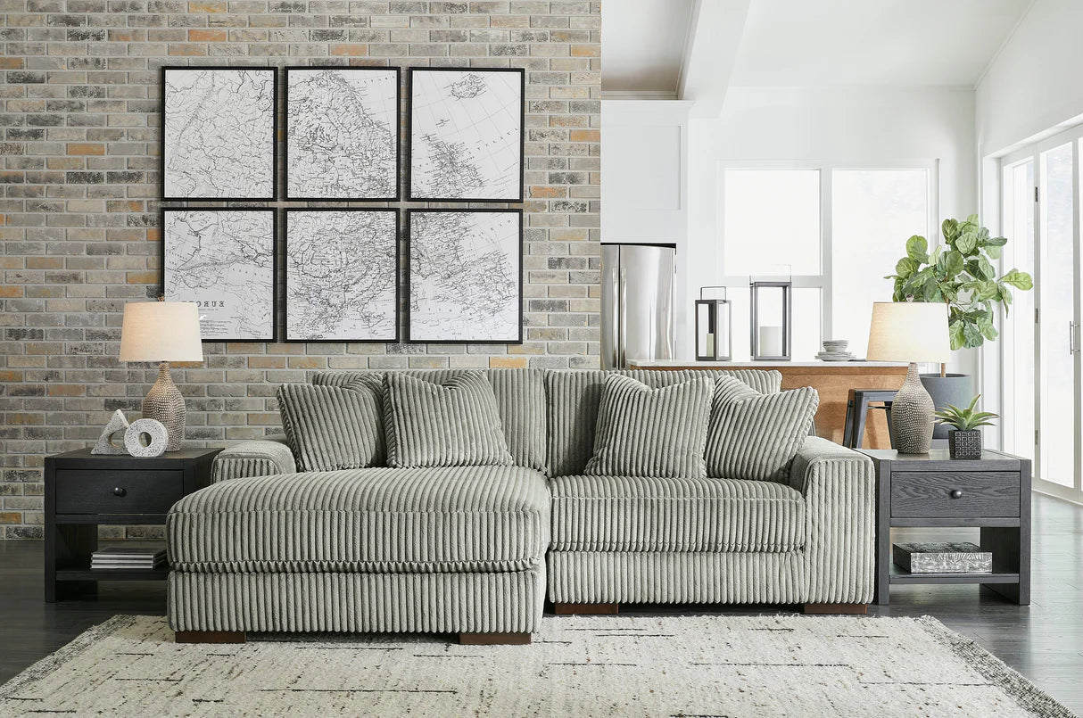 Lindyn 2-Pieces Sectional with Chaise