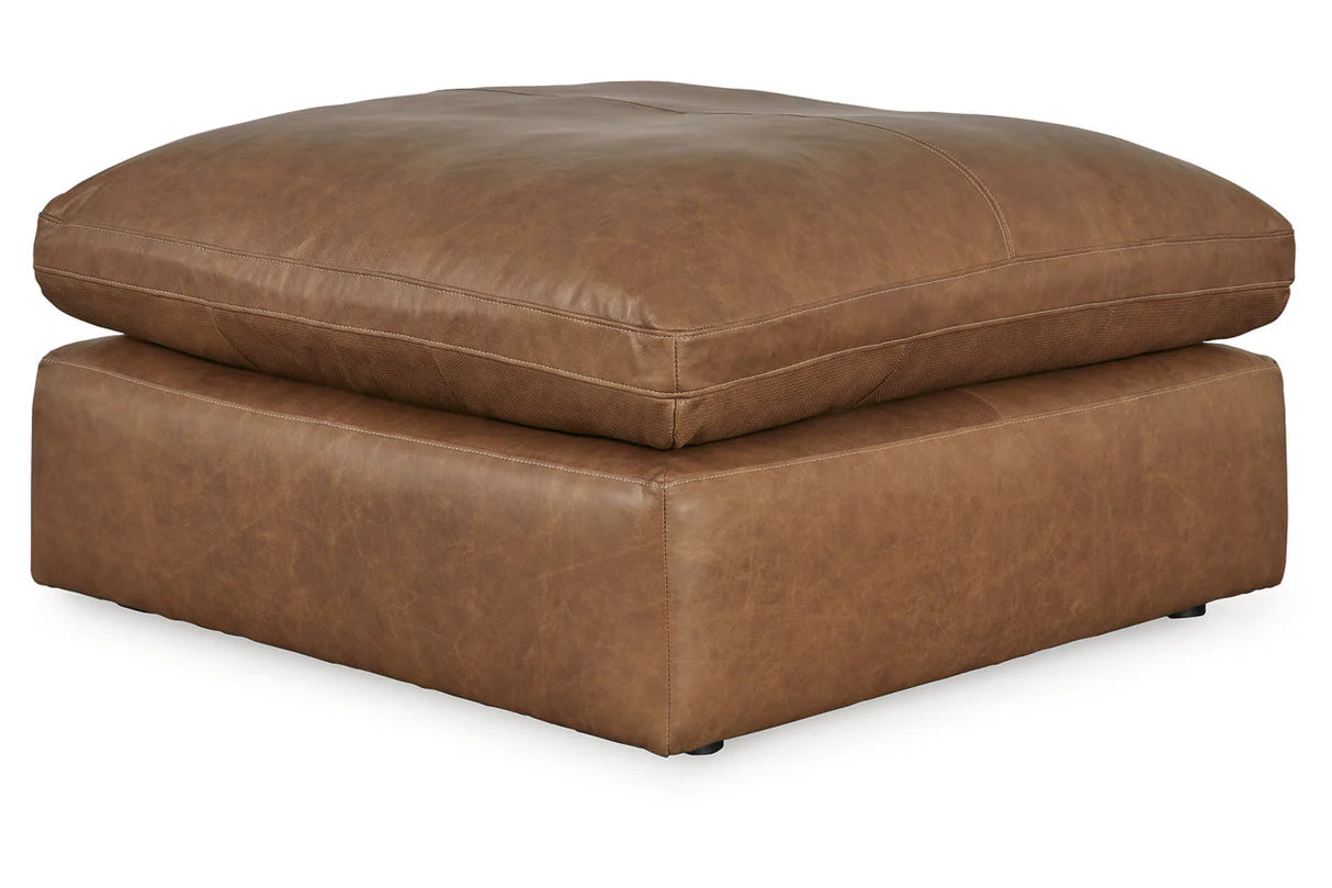 Seccional Emilia Caramel de 5 piezas con otomana