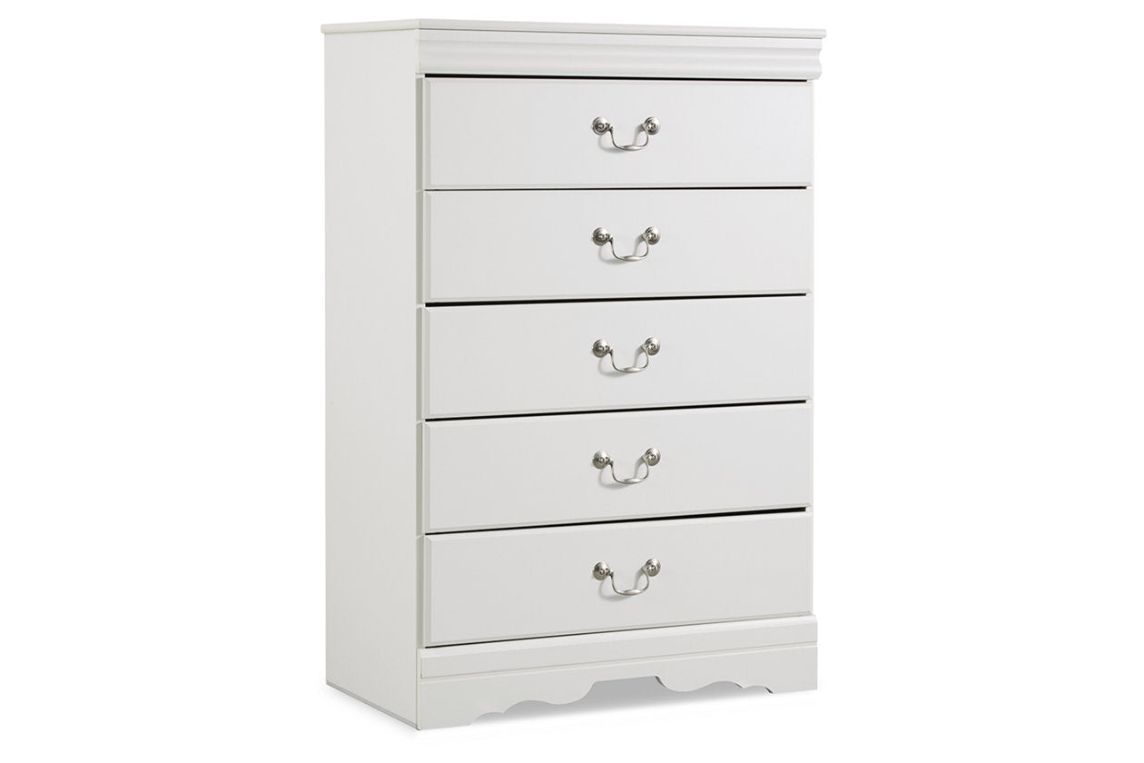 Anarasia White Chest of Drawers