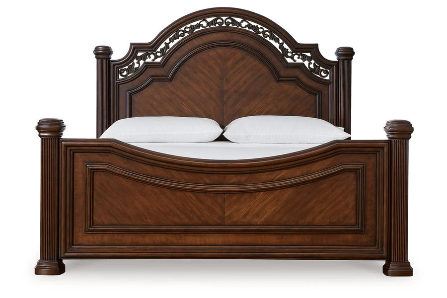 Lavinton Brown Poster Bedroom Set