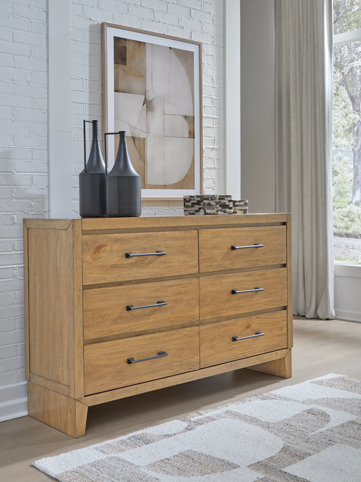 Sherbana Light Brown Platform Bedroom Set