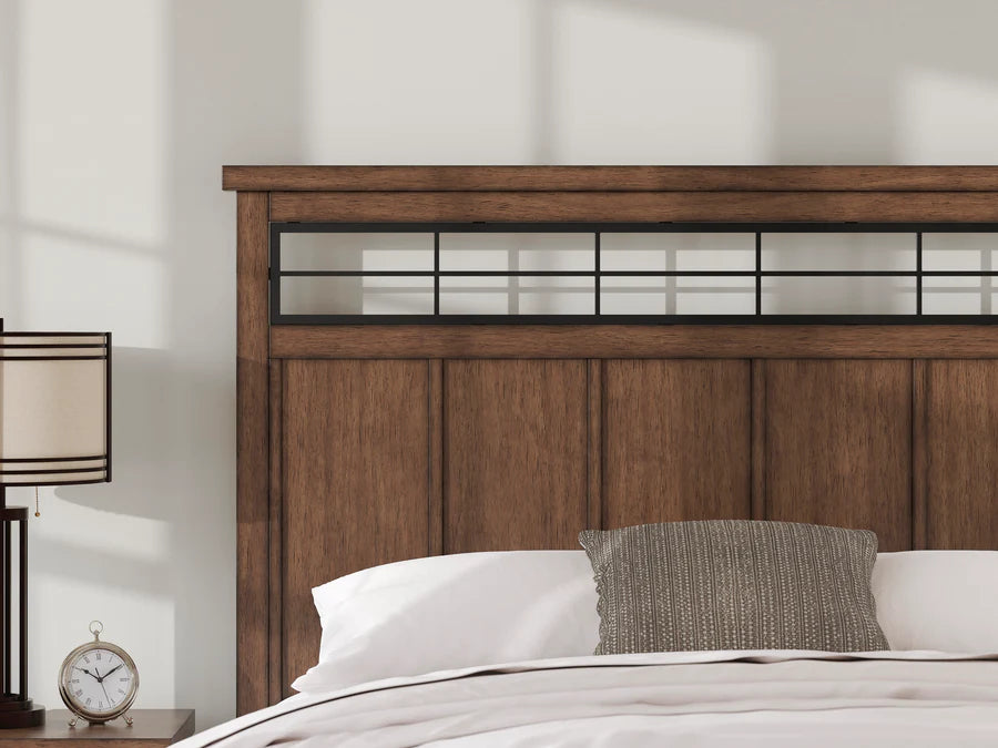Taffenbrook Medium Brown Storage Platform Set