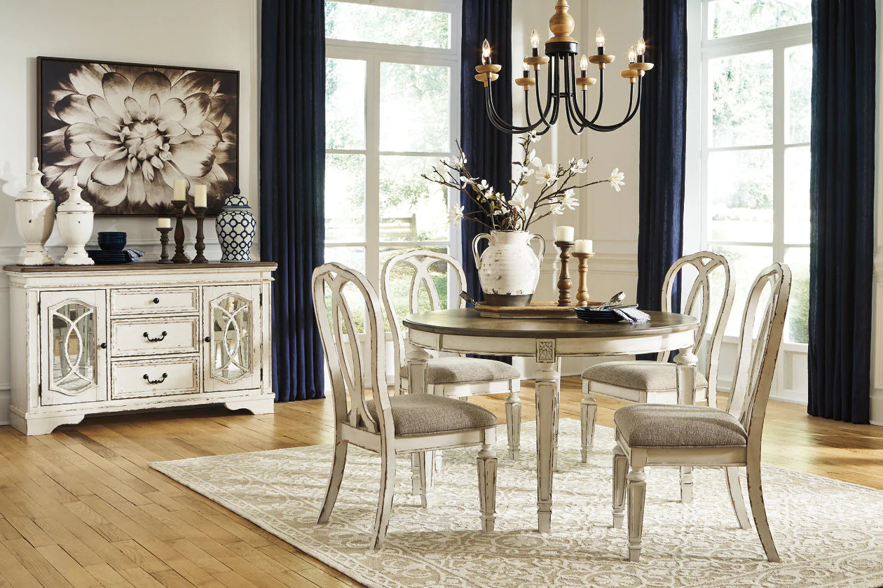 Realyn Chipped White Oval Extendable Dining Table