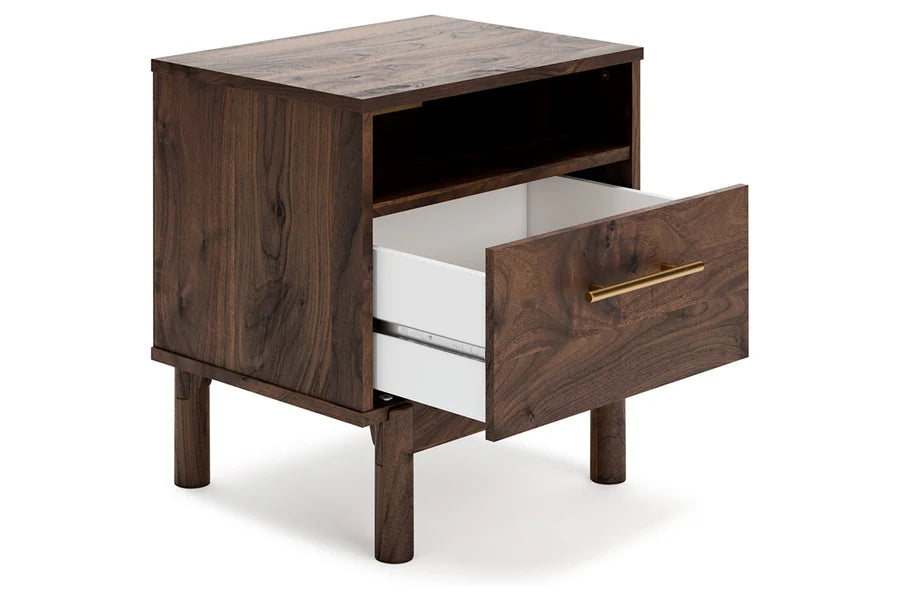 Calverson Mocha Platform Bedroom Set
