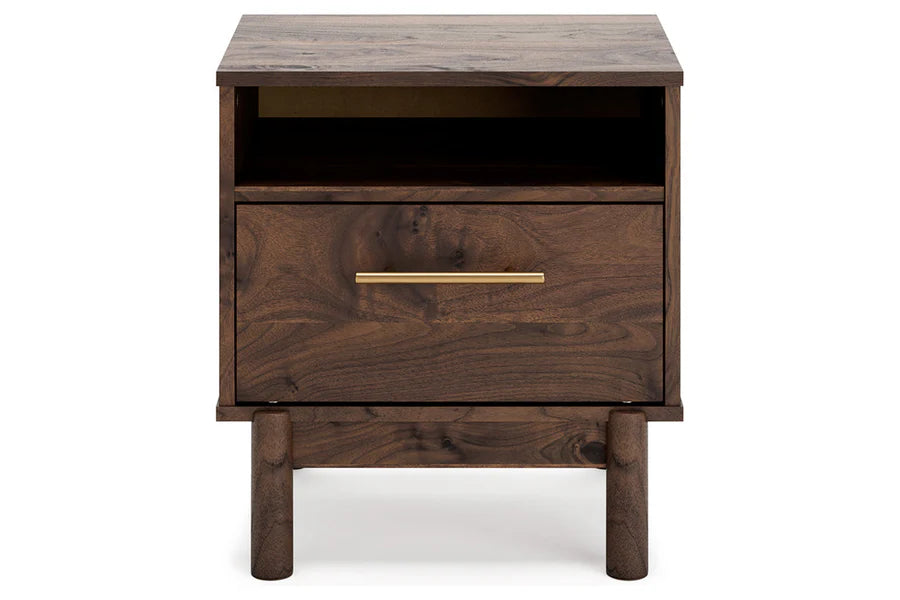 Calverson Mocha Platform Bedroom Set