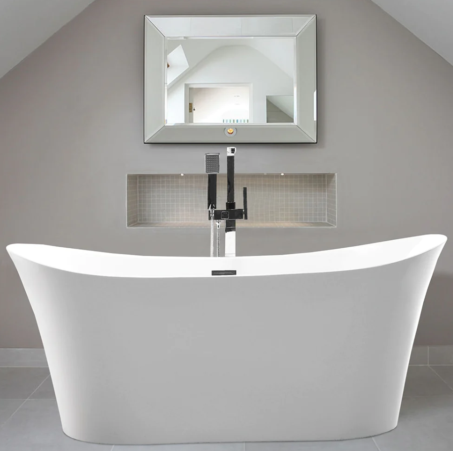 67" x 29" Freestanding Acrylic Bathtub