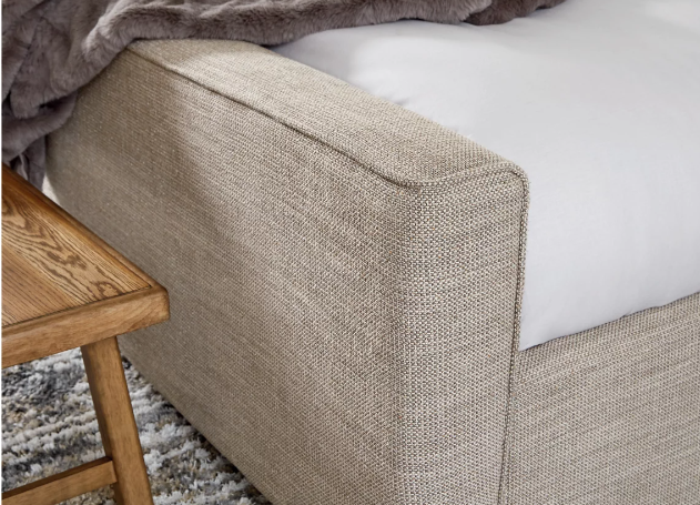 Dakmore Upholstered Bed