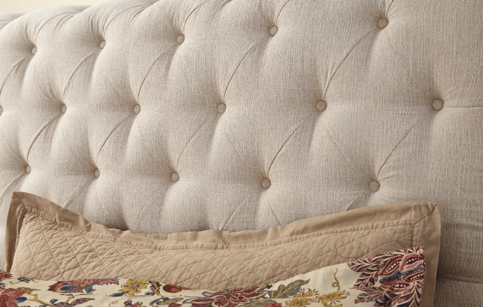Willenburg Upholstered Sleigh Bed