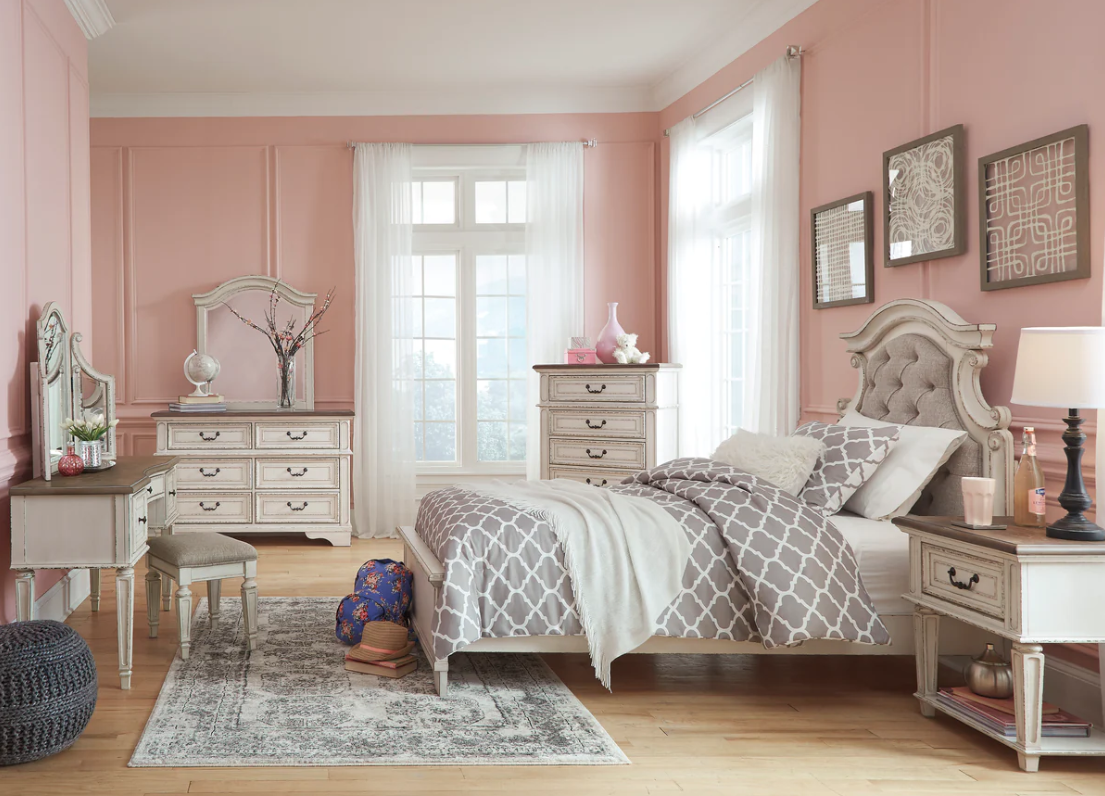 Realyn Chipped White Upholstered Panel Youth Bedroom Set