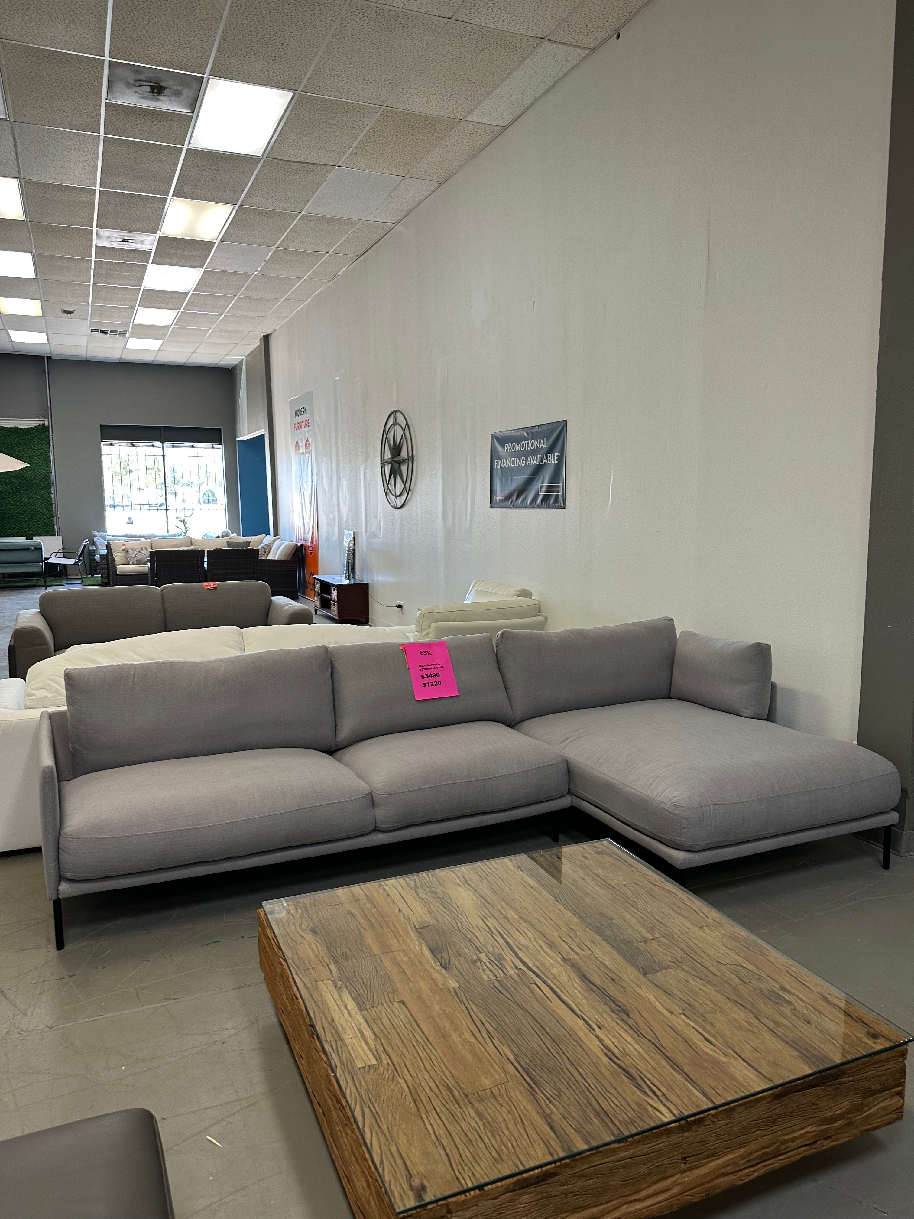 Maxwell Right Sectional Sofa Light Gray