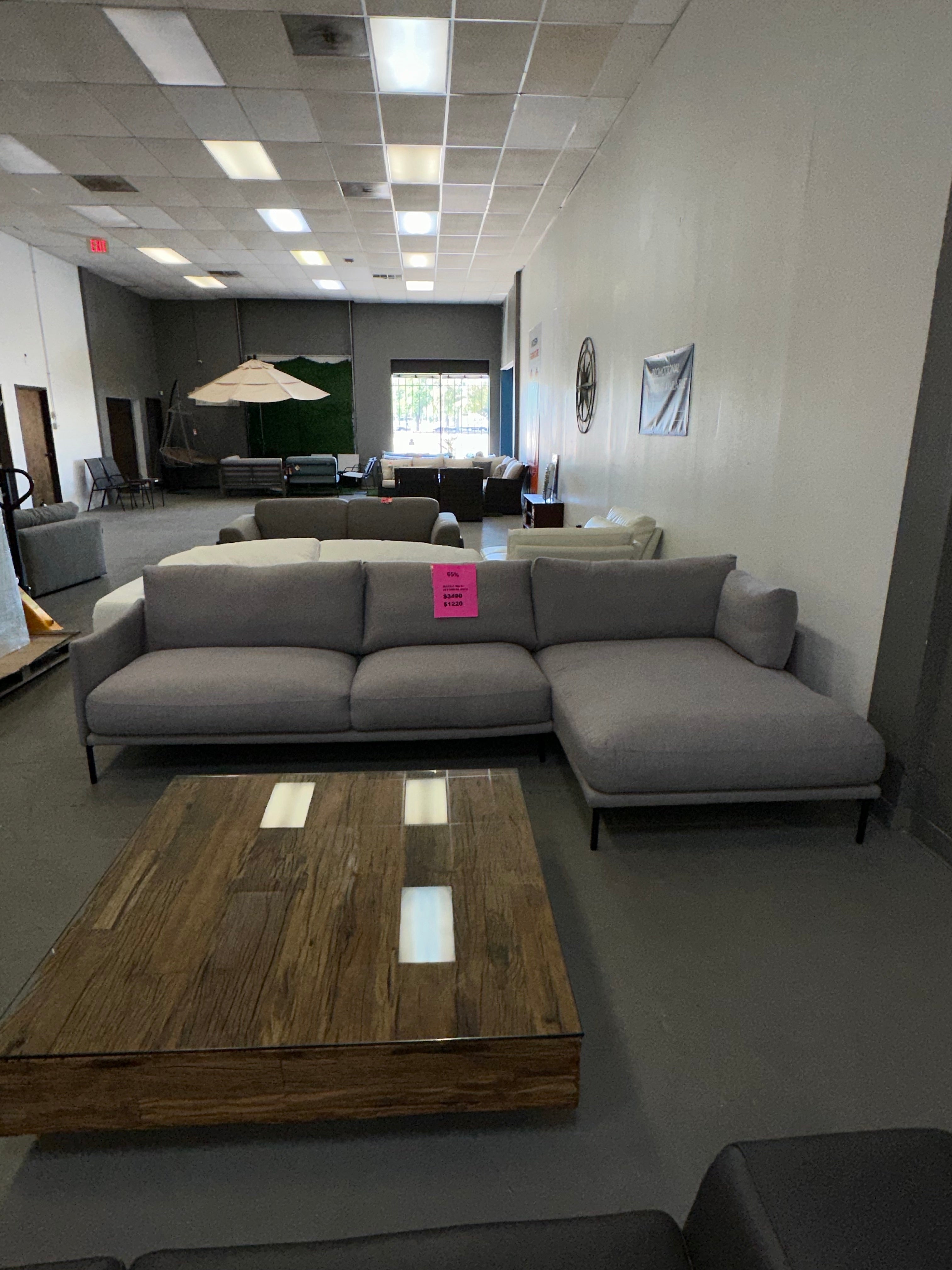 Maxwell Right Sectional Sofa Light Gray