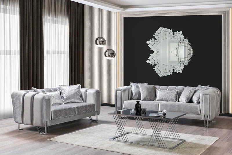 Sofá y loveseat de terciopelo plateado Santana