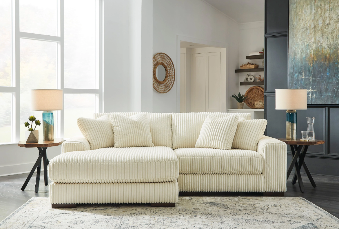 Lindyn Ivory 2-Piece LAF Sofa Chaise
