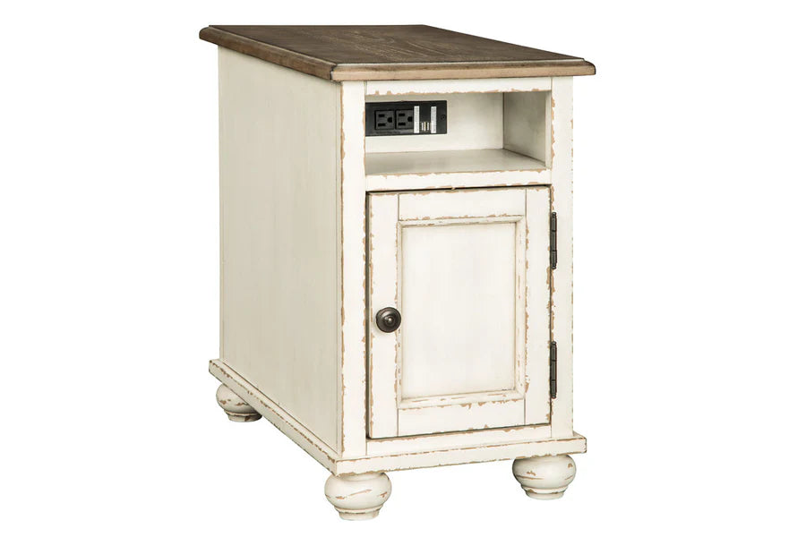 Realyn White Chairside End Table