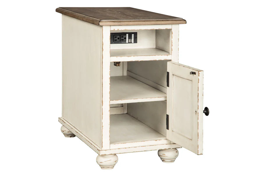 Realyn White Chairside End Table