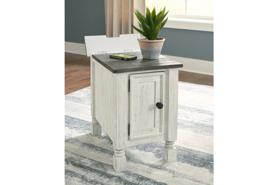 Havalance White Chairside End Table