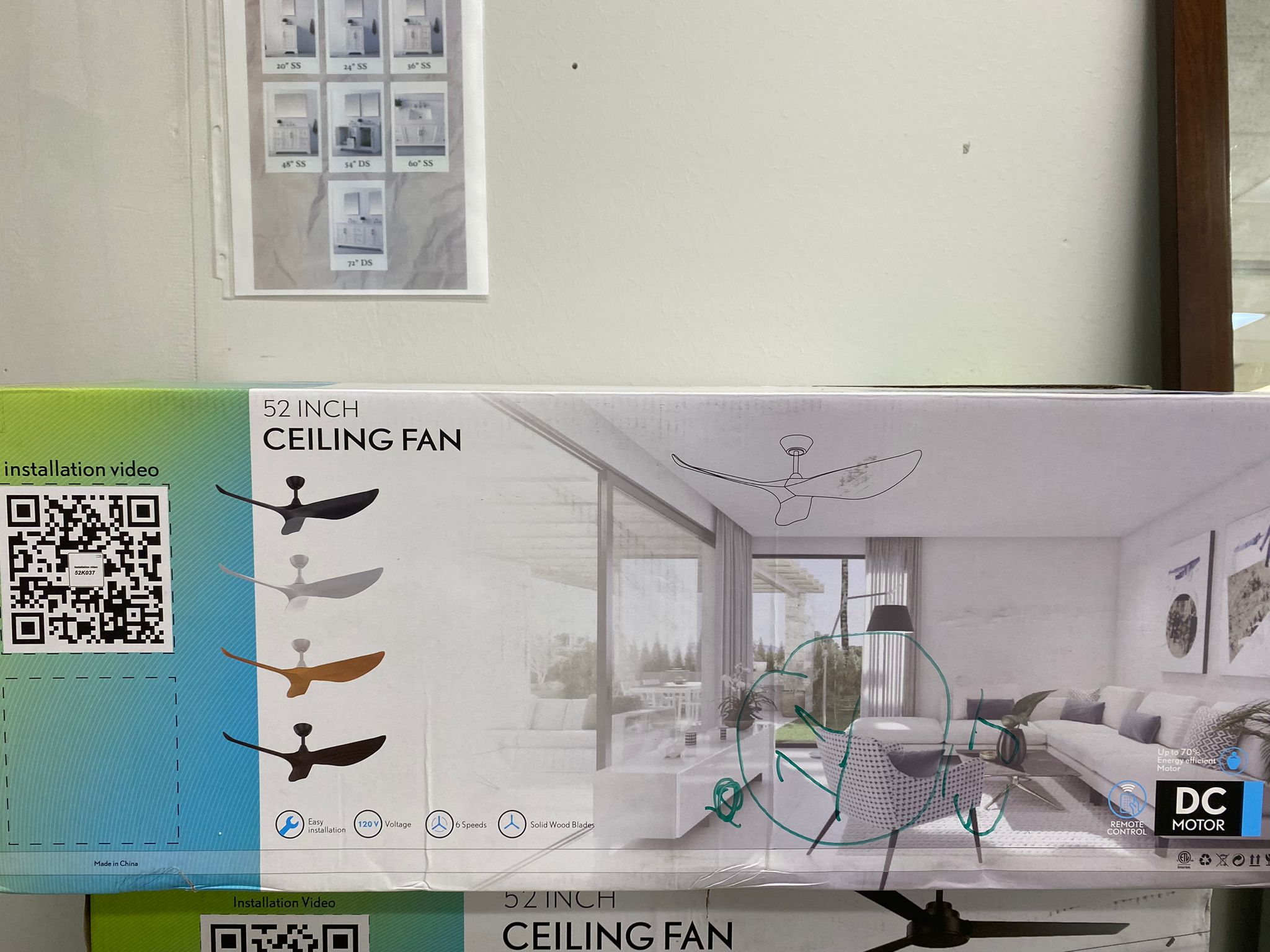 Ventilador de techo negro de 52 pulgadas para interior y exterior con control remoto y motor reversible