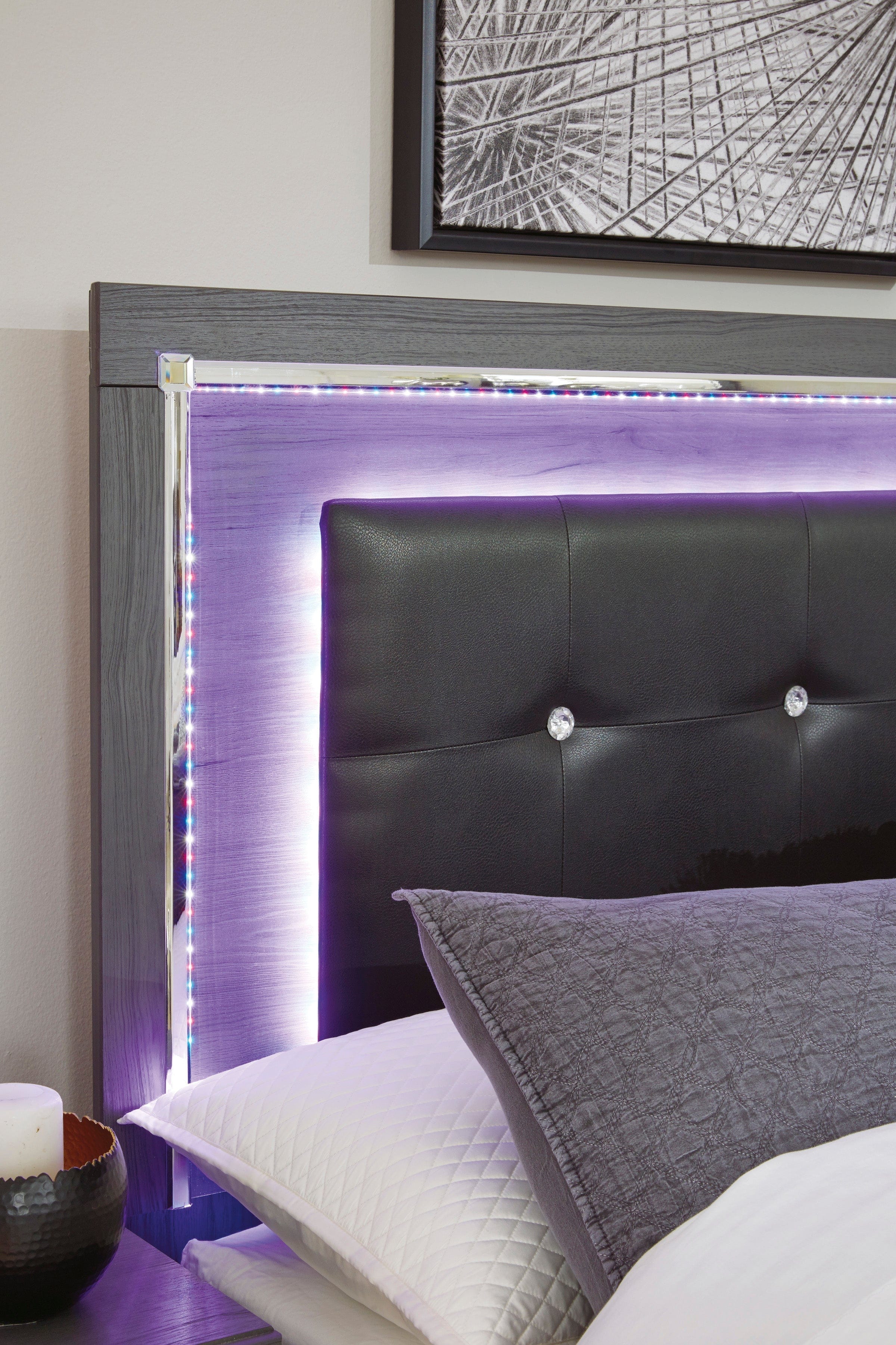 Lodanna Gray LED Panel Bedroom Set