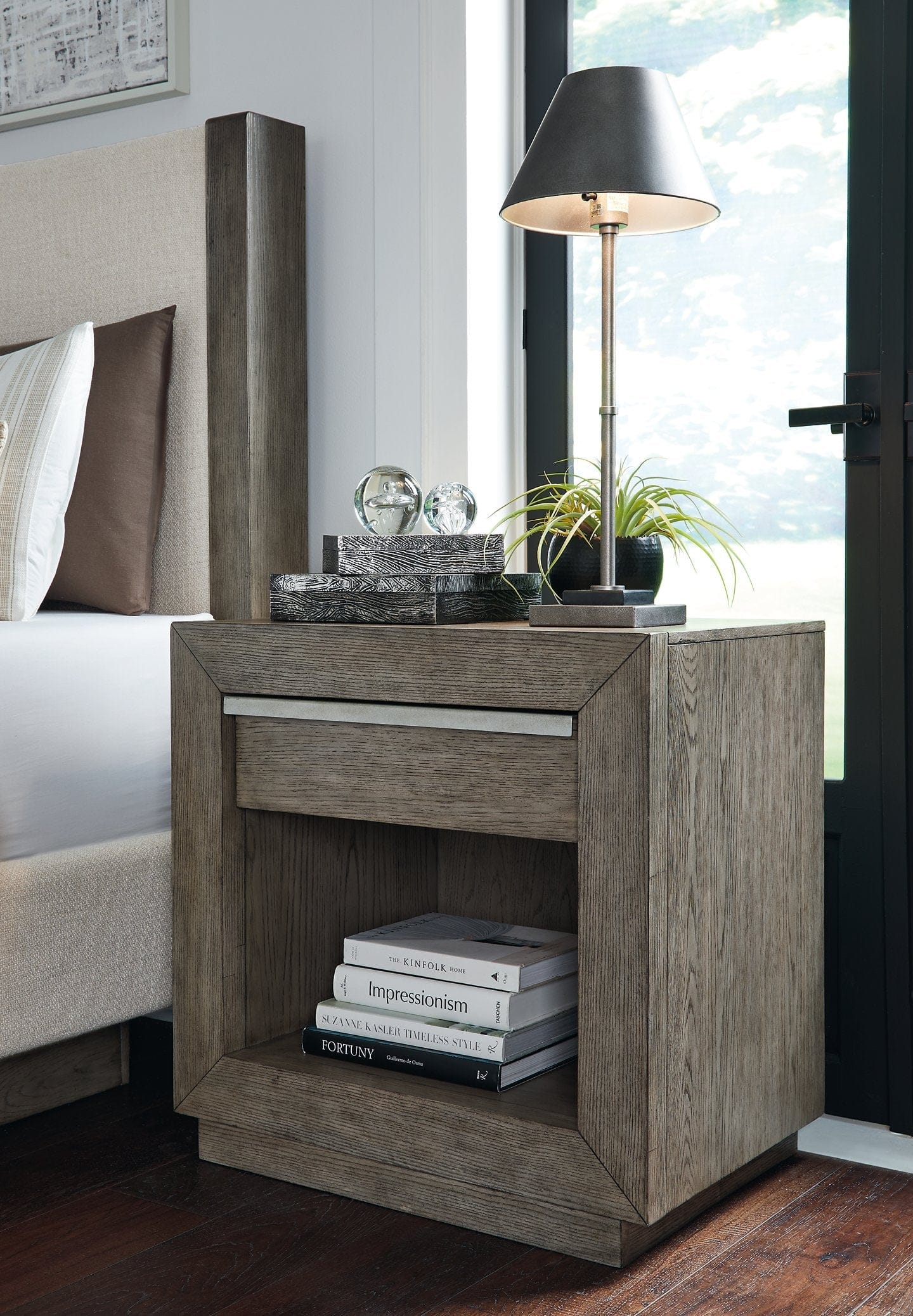 Anibecca Nightstand