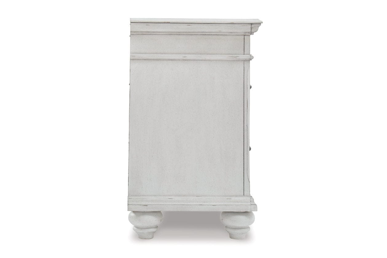 Kanwyn Nightstand