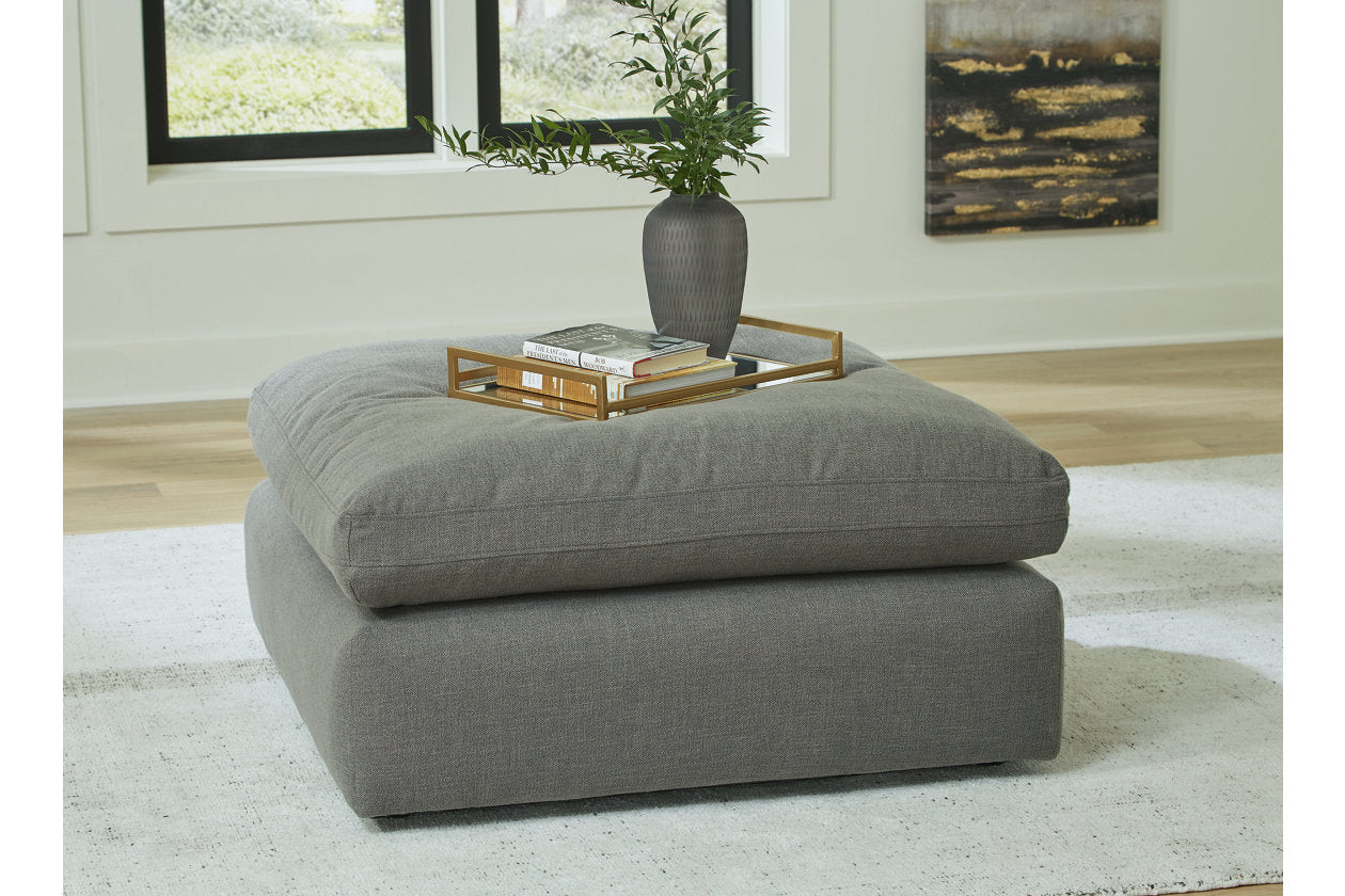 Elyza Oversized Accent Ottoman