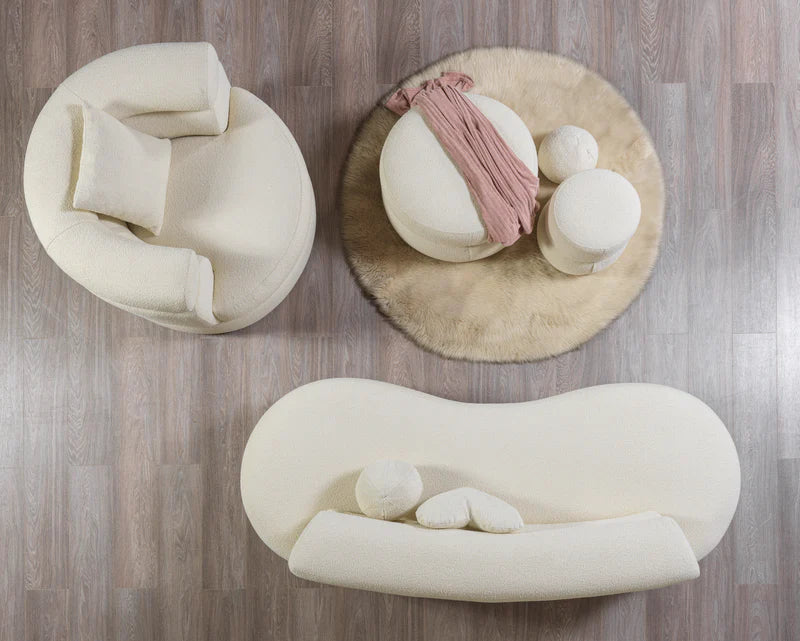 Loveseat Larissa Ivory Boucle