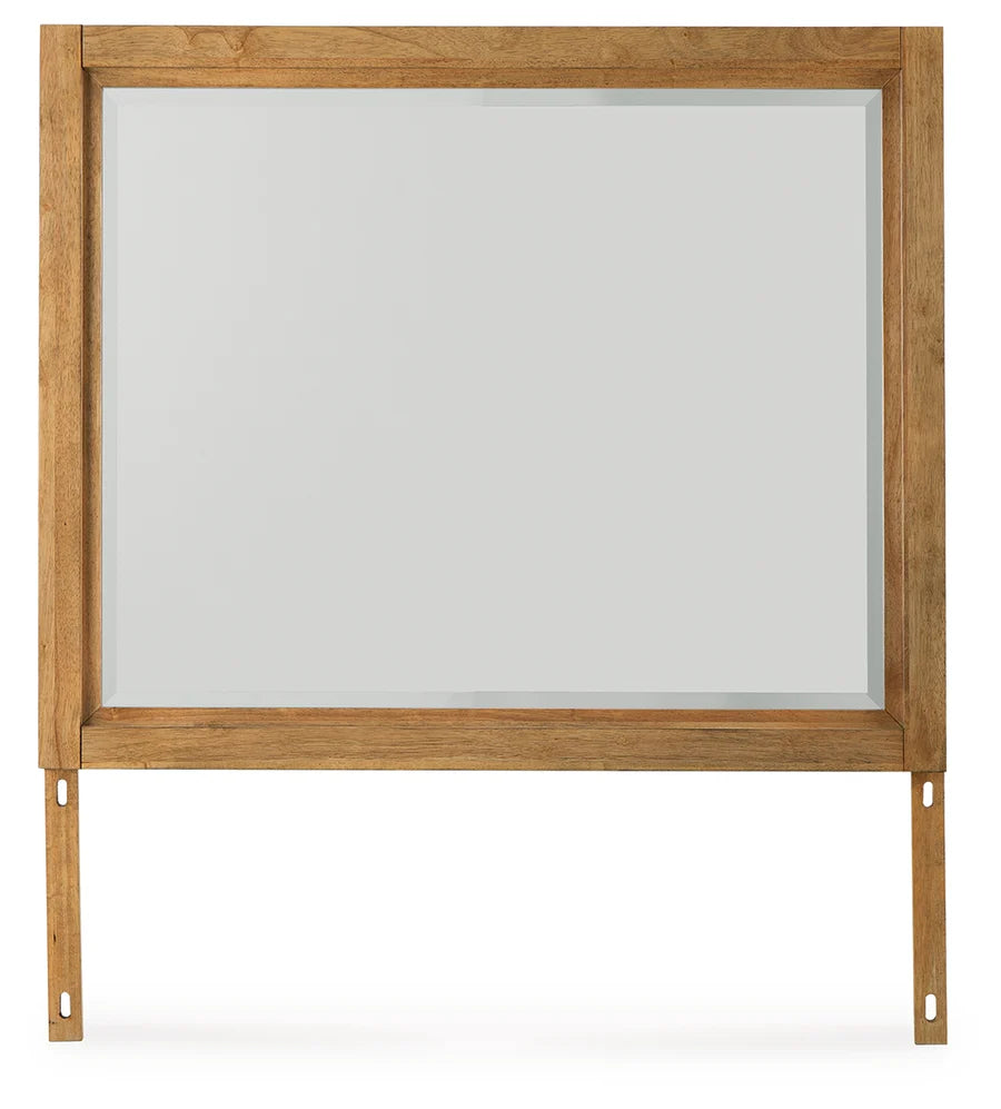Sherbana Light Brown Platform Bedroom Set
