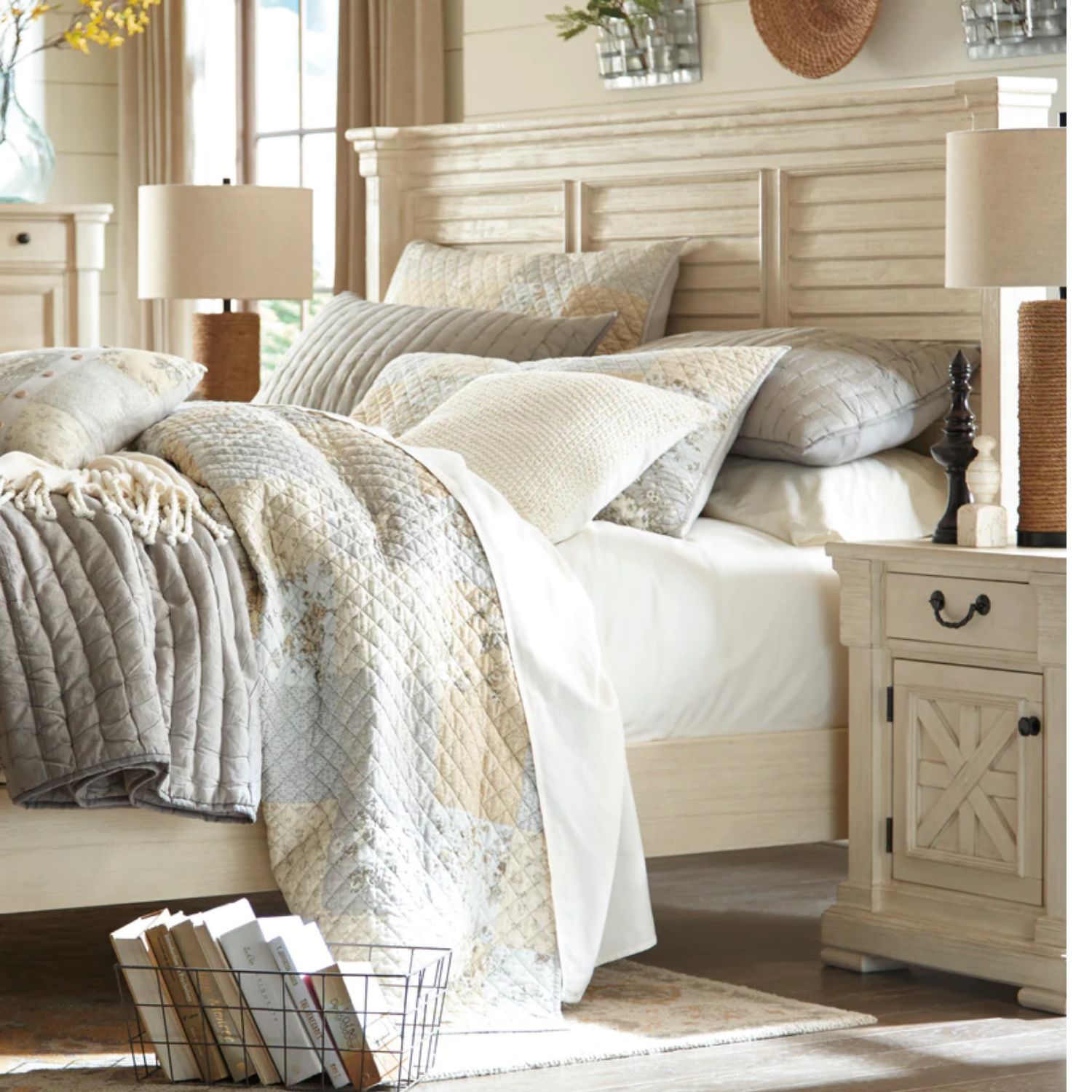Cameo Gray Upholstered Panel Bedroom Set