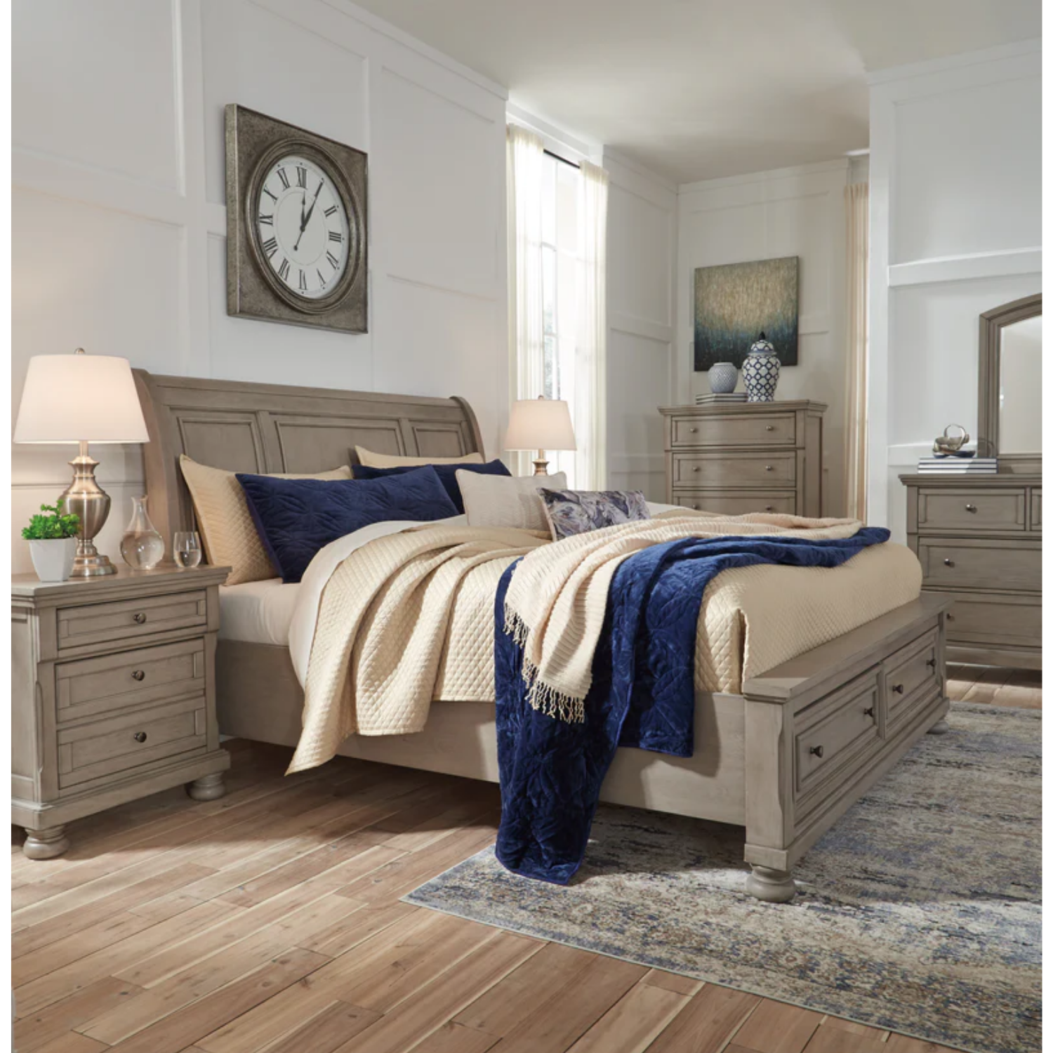 Lettner Light Gray Sleigh Platform Bedroom Set