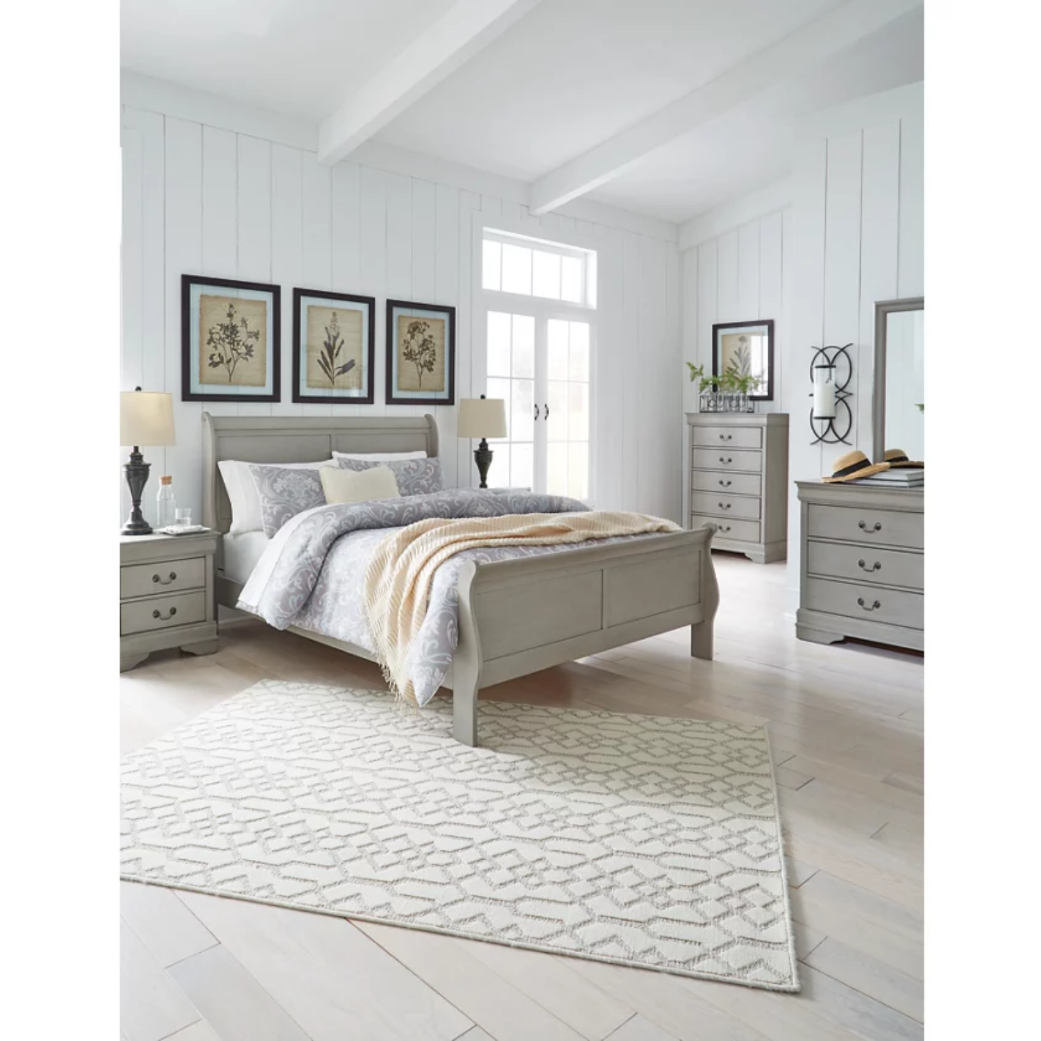 Willowton Panel Bed