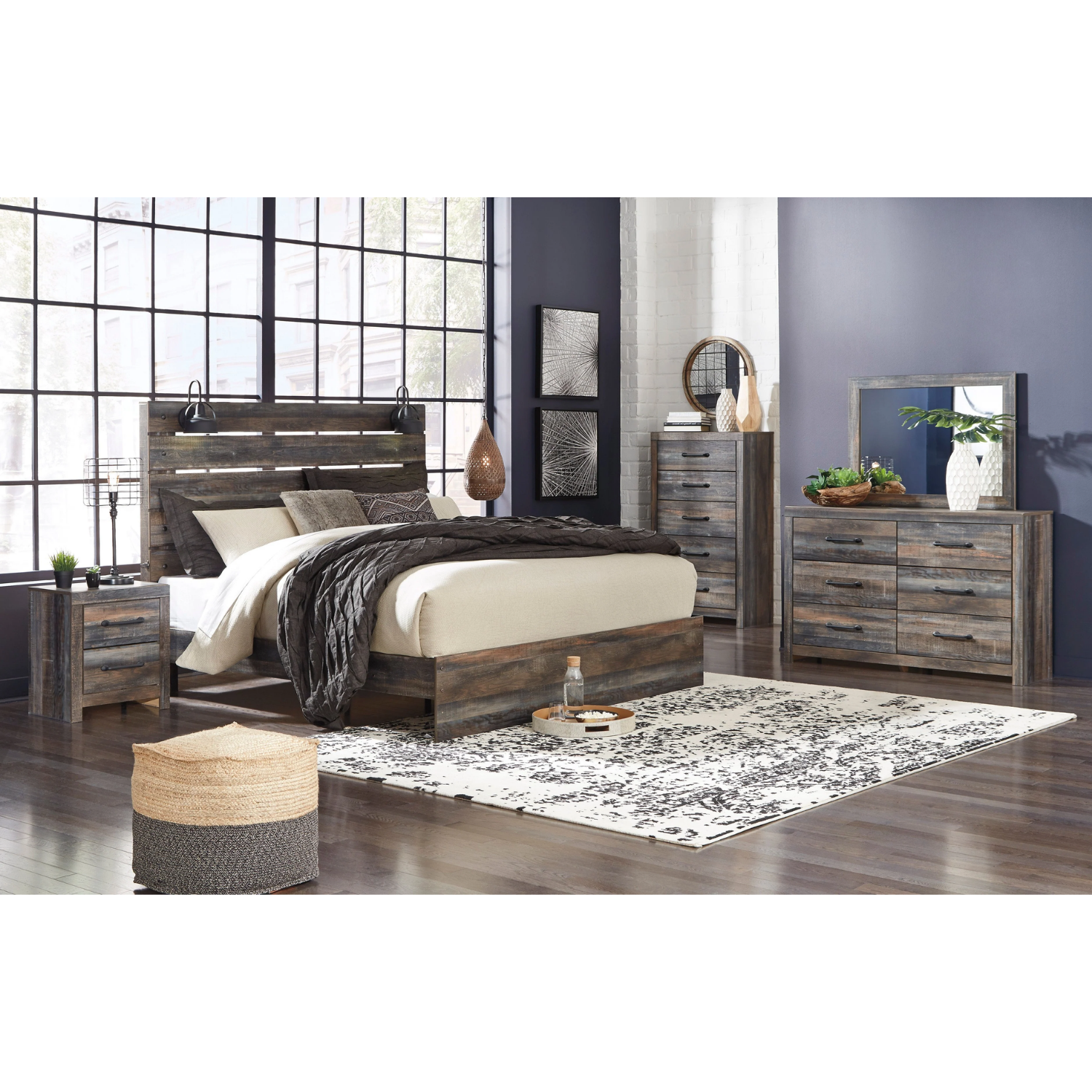 Drystan Multi Panel Bedroom Set