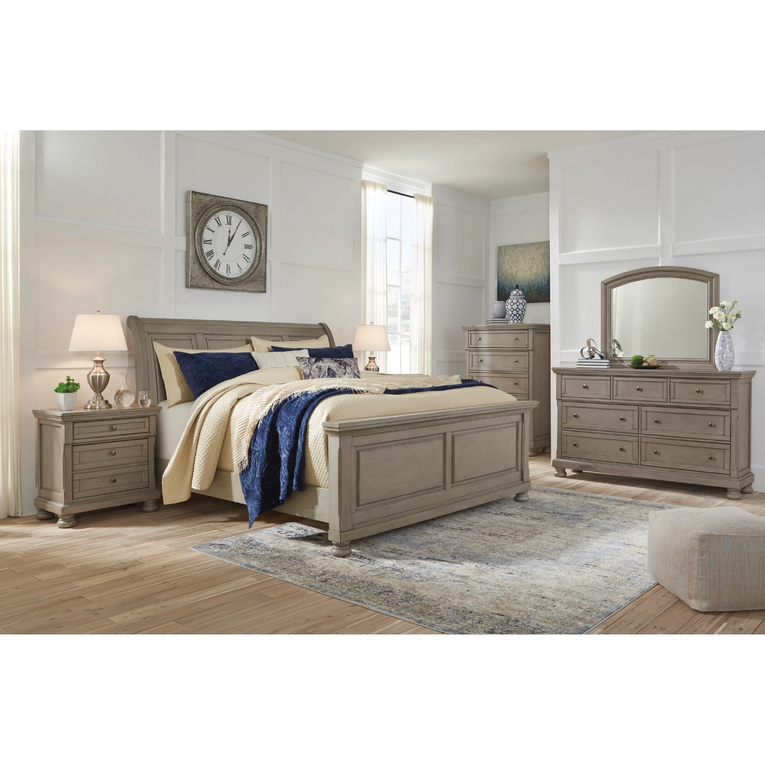 Lettner Light Gray Sleigh Platform Bedroom Set