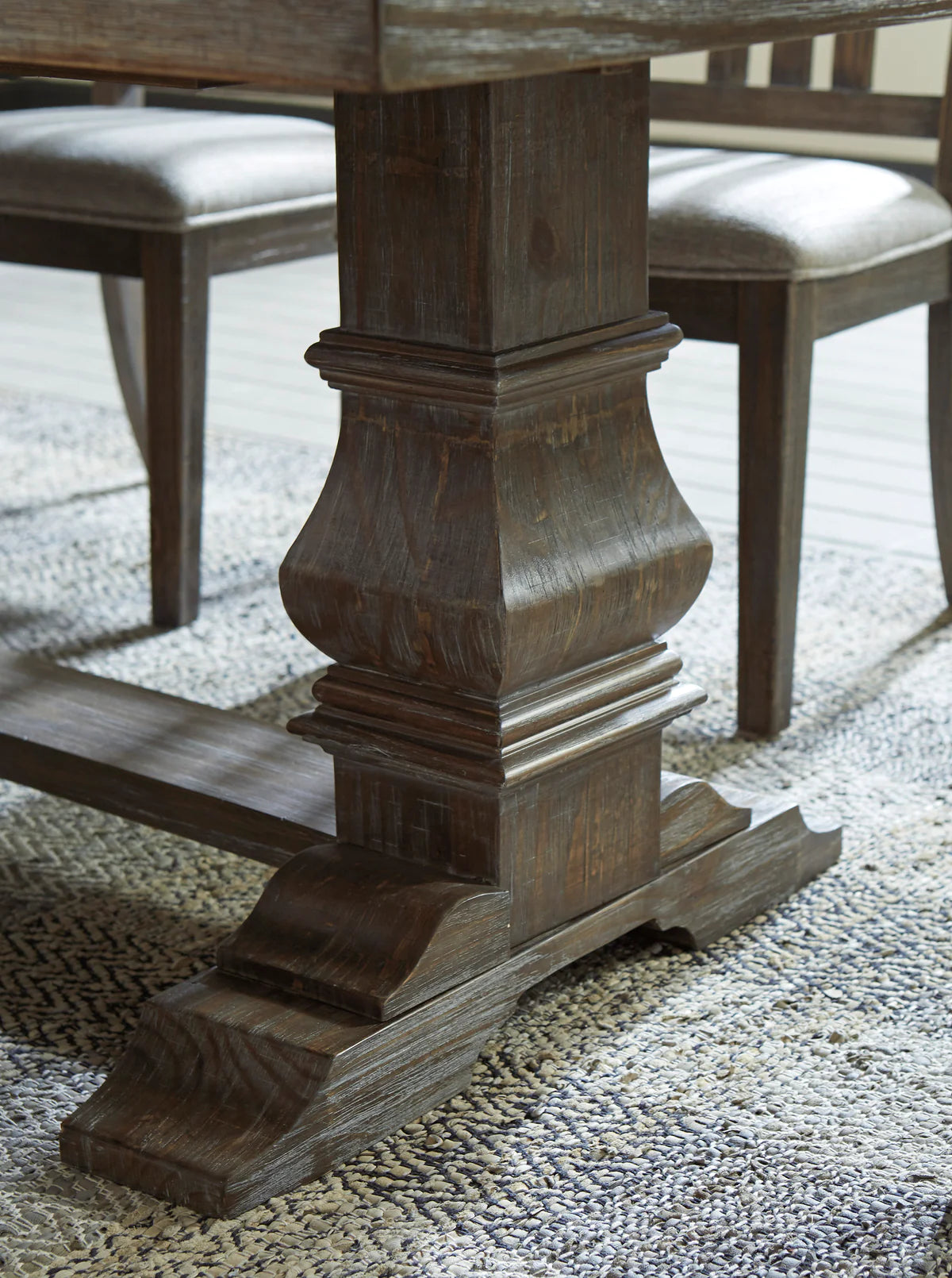 Wyndahl Rustic Brown Extendable Dining Set