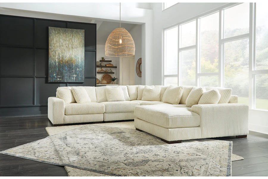 Lindyn Ivory 5-Piece RAF Chaise Sectional