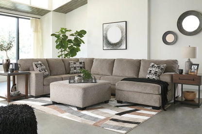 Ballinasloe 3-Piece Sectional with Chaise - LAF/RAF