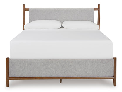 Lyncott Brown Queen Upholstered Panel Bed