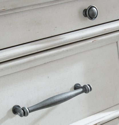 Kanwyn Whitewash Panel Bedroom Set
