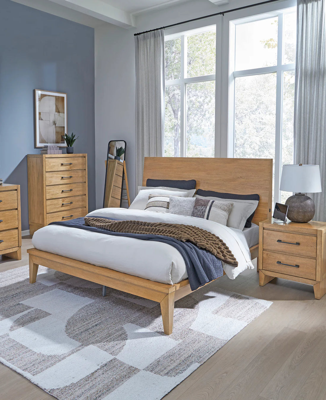 Sherbana Light Brown Platform Bedroom Set