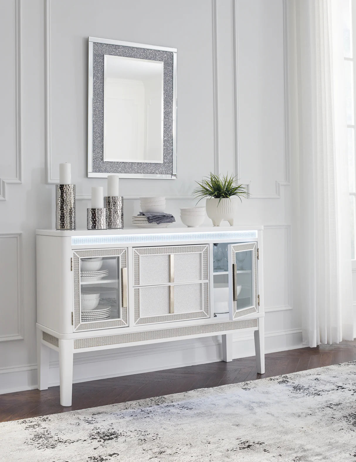 Chalanna White Dining Server