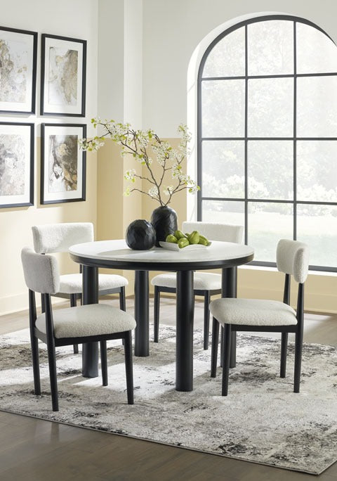 Xandrum Round Dining Room Table &amp; 4 Chairs
