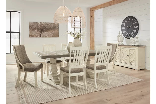Bolanburg Antique White Extentable Dining Table