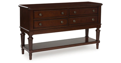Lavinton Brown Dining Server