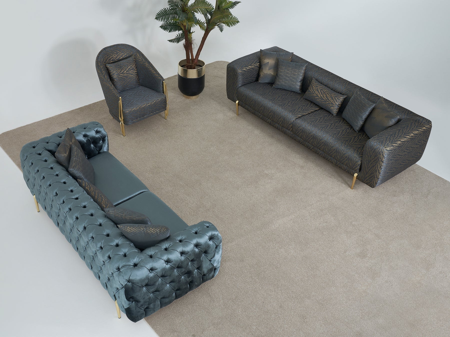 Moss 90.5&quot; Wide Tufted Sofa