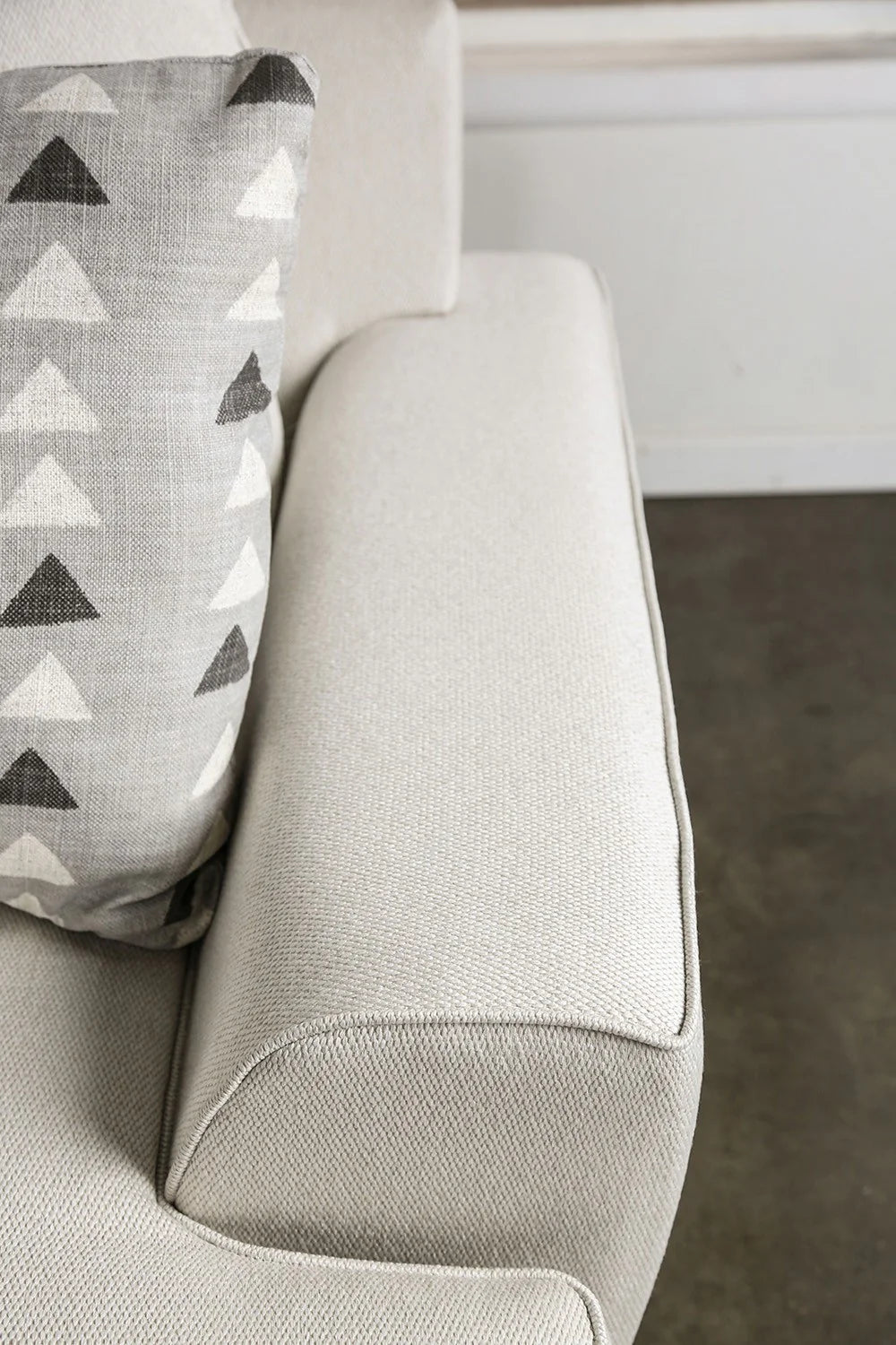 Hyde Modern Living Room Set
