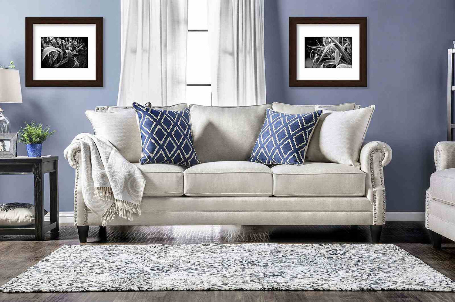 Giovanni Transitional Sofa