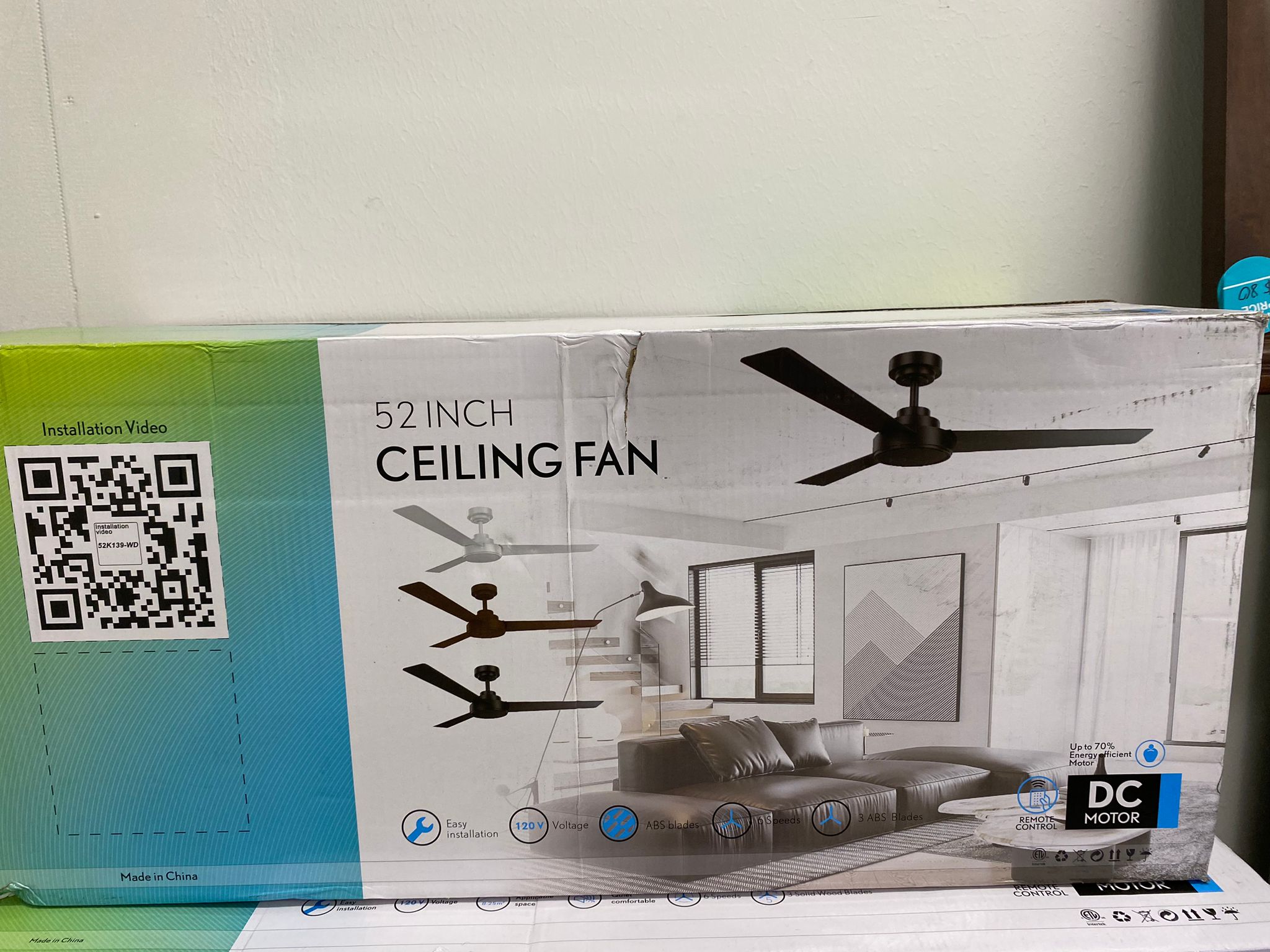 Julian 52 in. indoor Black Ceiling Fan with Remote Control and Reversible Motor