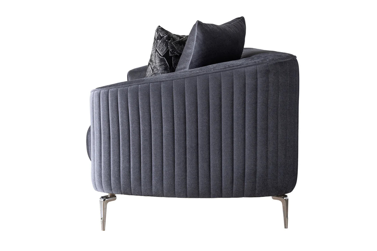 Sofá y loveseat de terciopelo marfil Helena