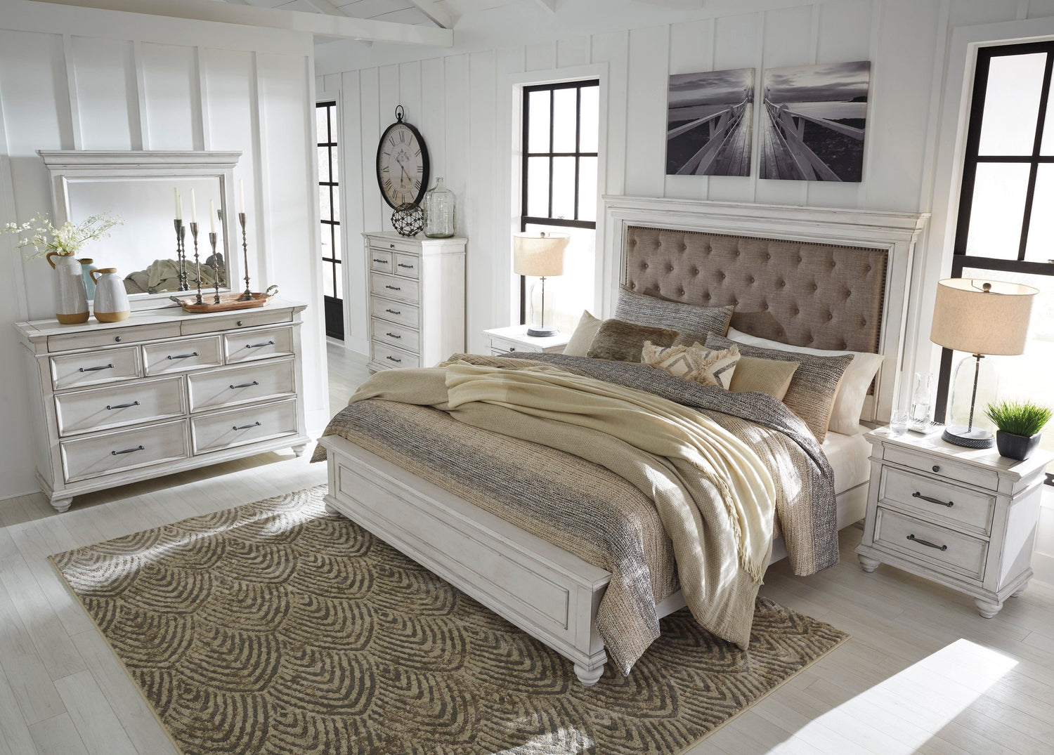Kanwyn Whitewash Upholstered Panel Bedroom Set - Decohub Home
