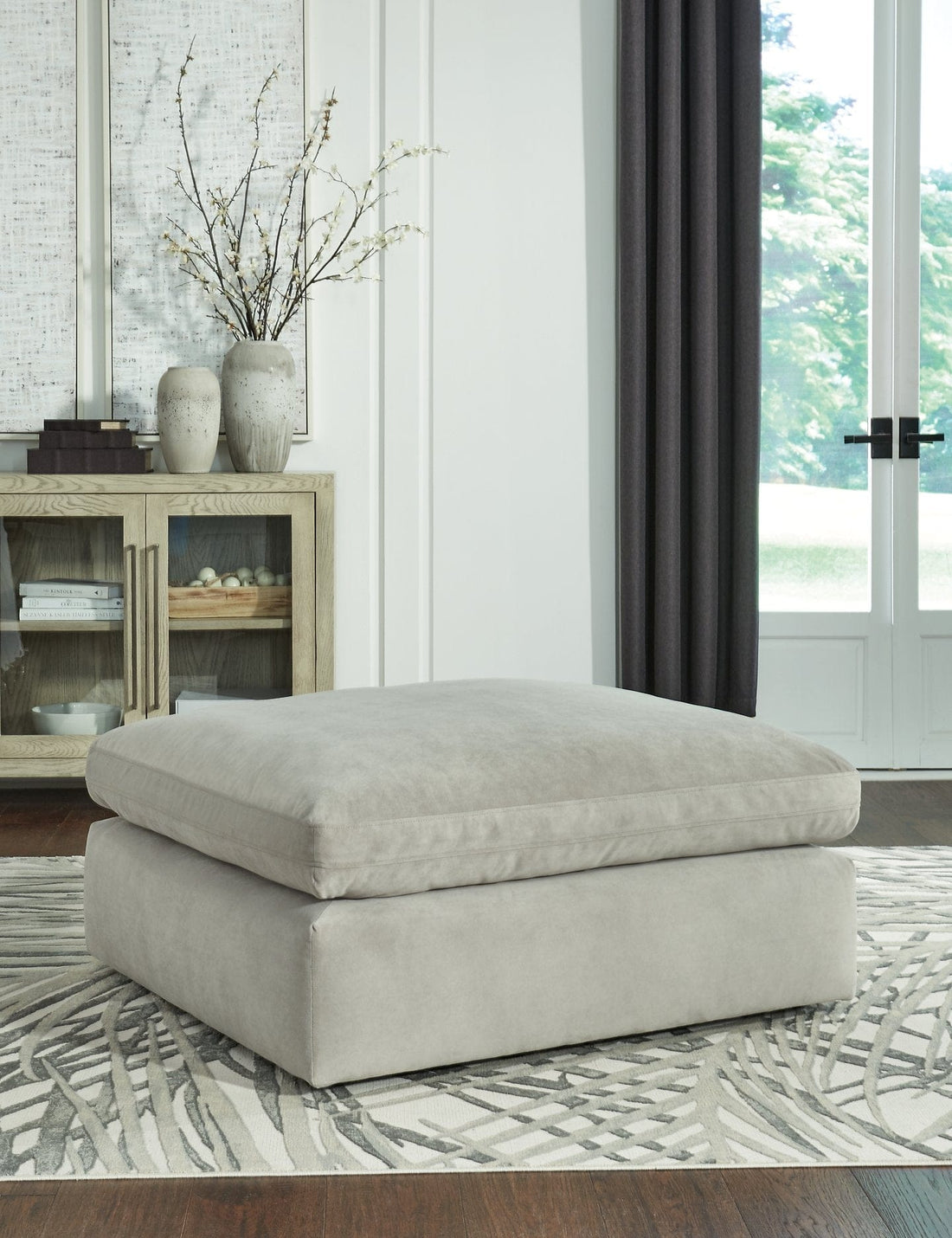 Sophie Oversized Accent Ottoman - Decohub Home
