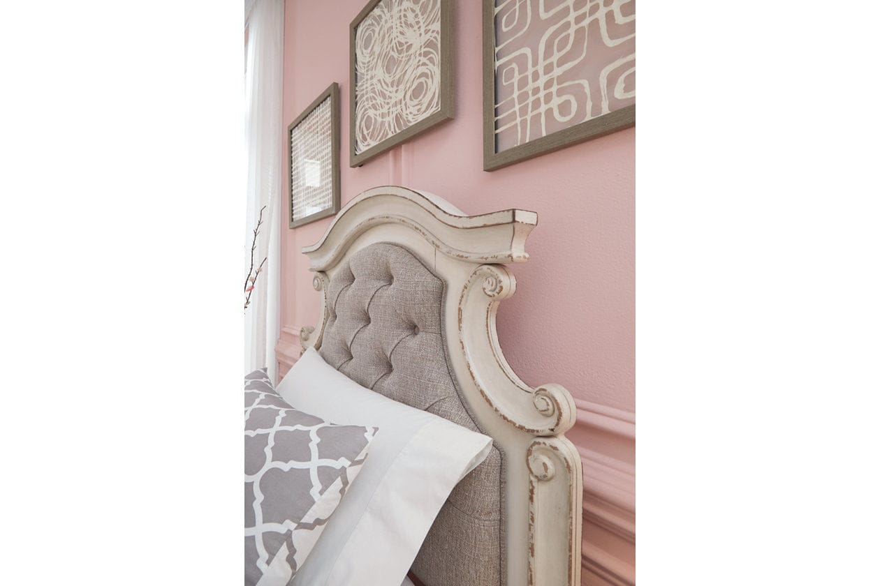 Realyn Chipped White Upholstered Panel Bed - Decohub Home
